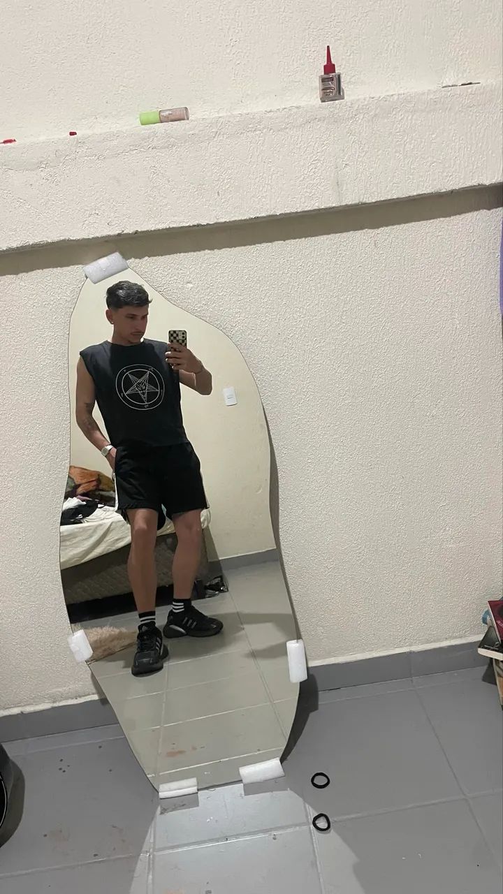 VENDO ROUPAS USADAS - Foto 2