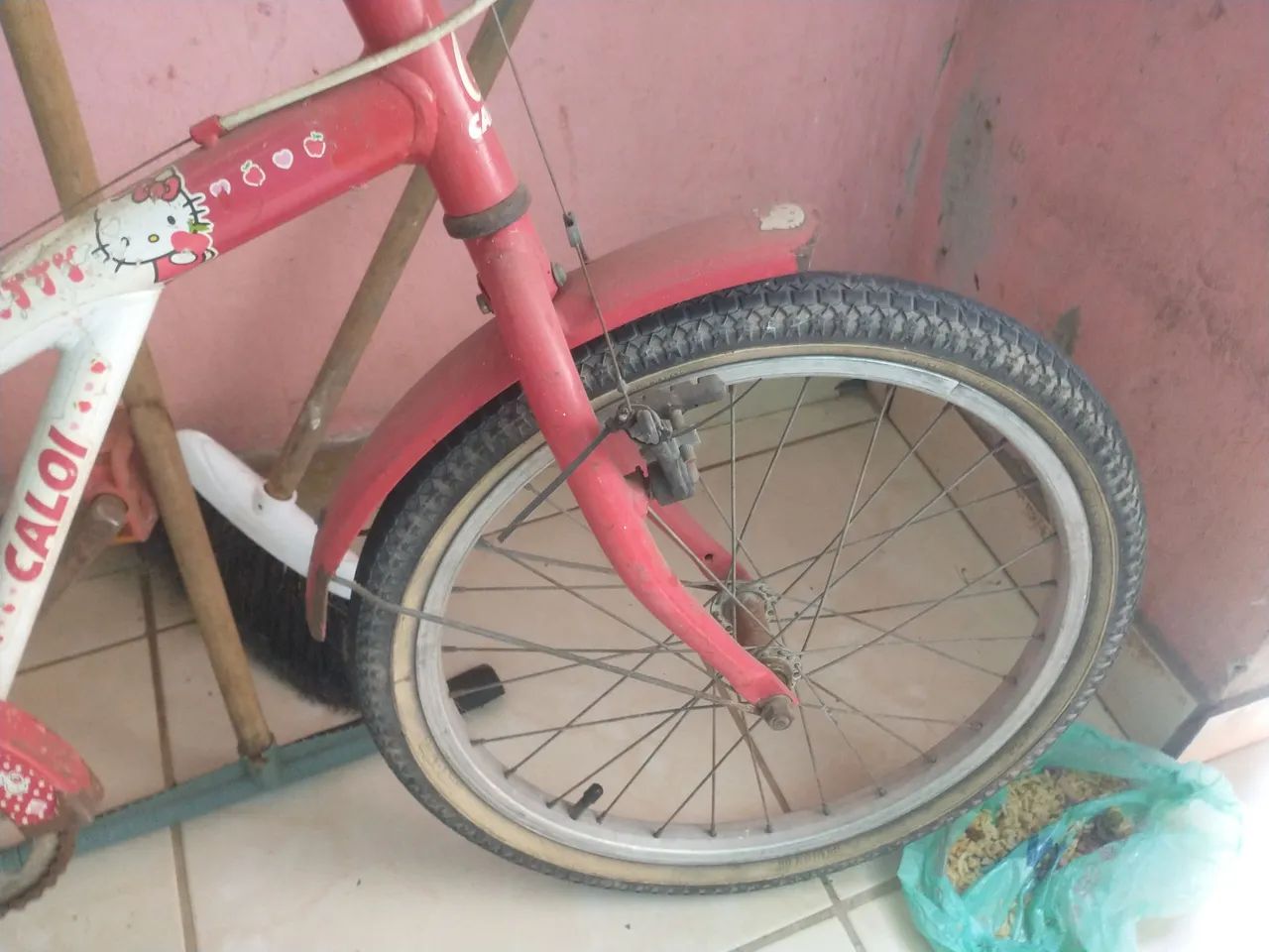 Bicicleta infantil aro 14 - Foto 4