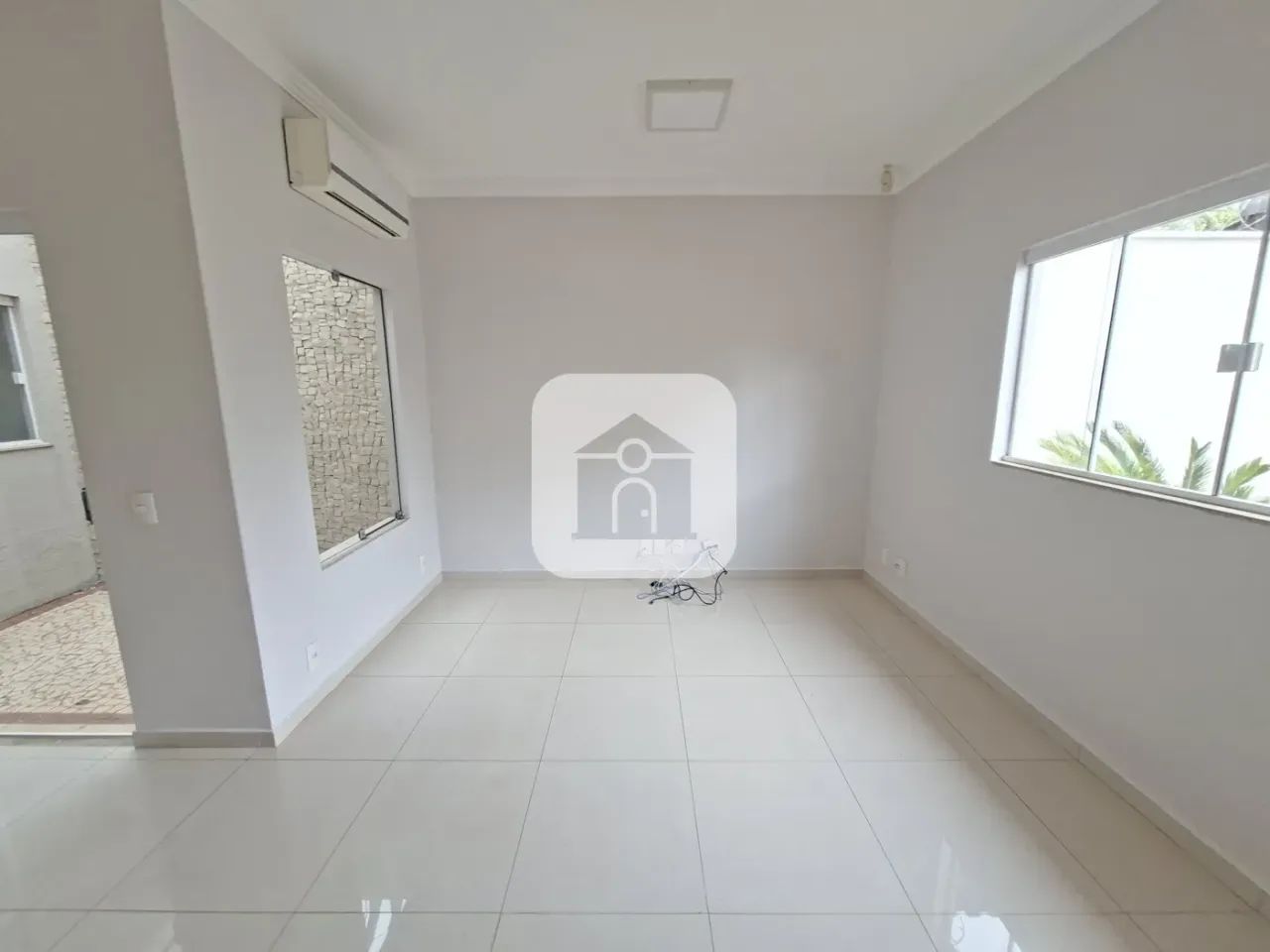 Casa para Locação e Venda no Bairro Granada