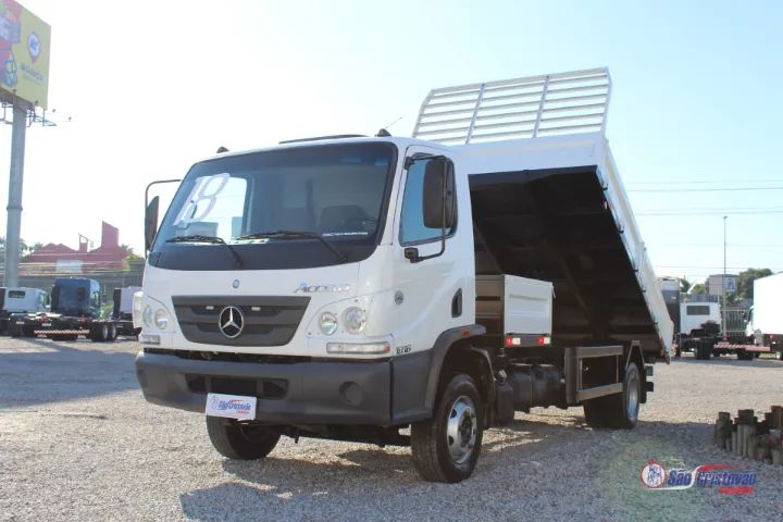 Mercedes Benz 1016 2018 com basculante  - Foto 2