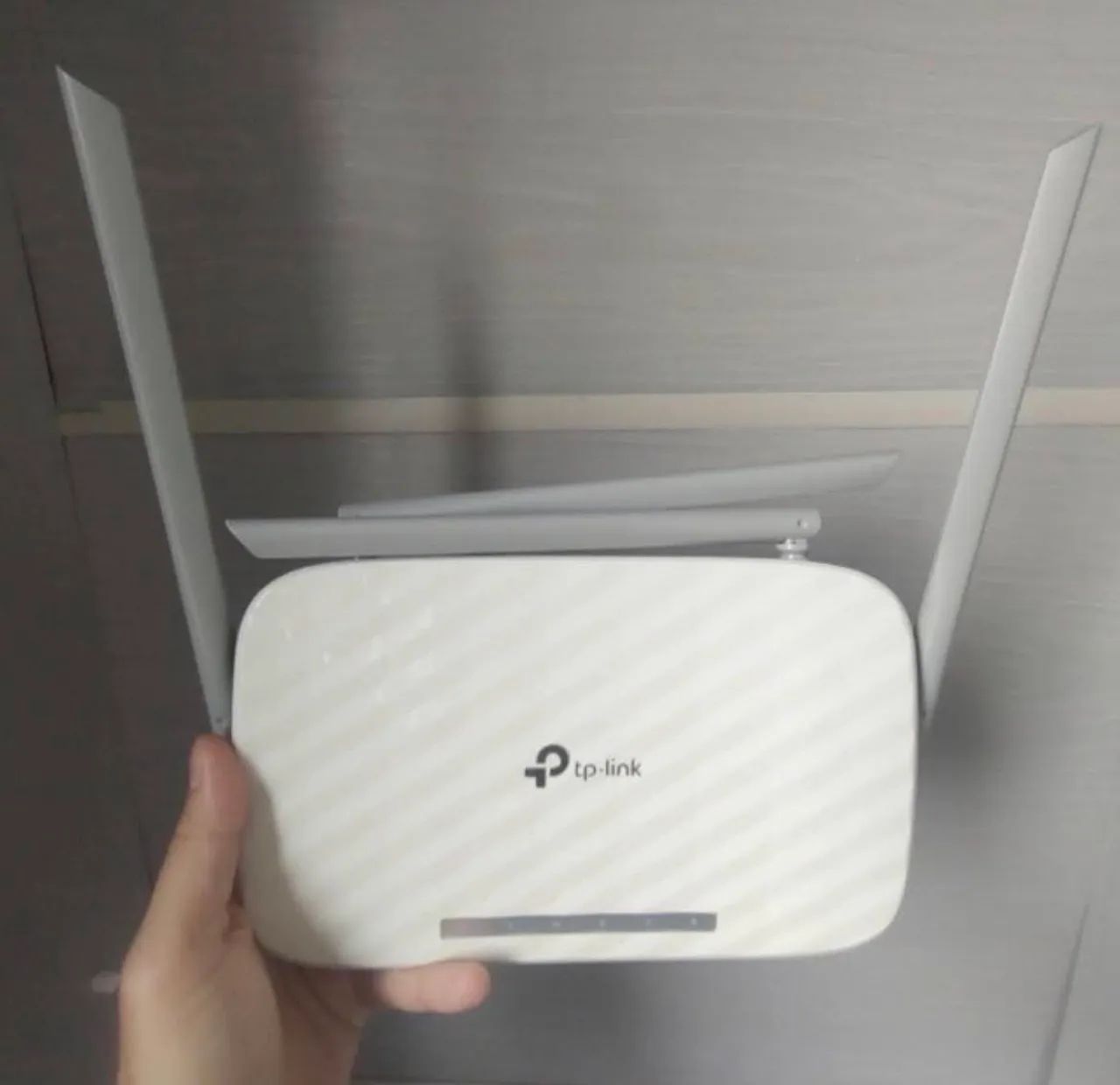 Roteador Tp link AC1200 Archer C50 dual band praticamente novo - Foto 3