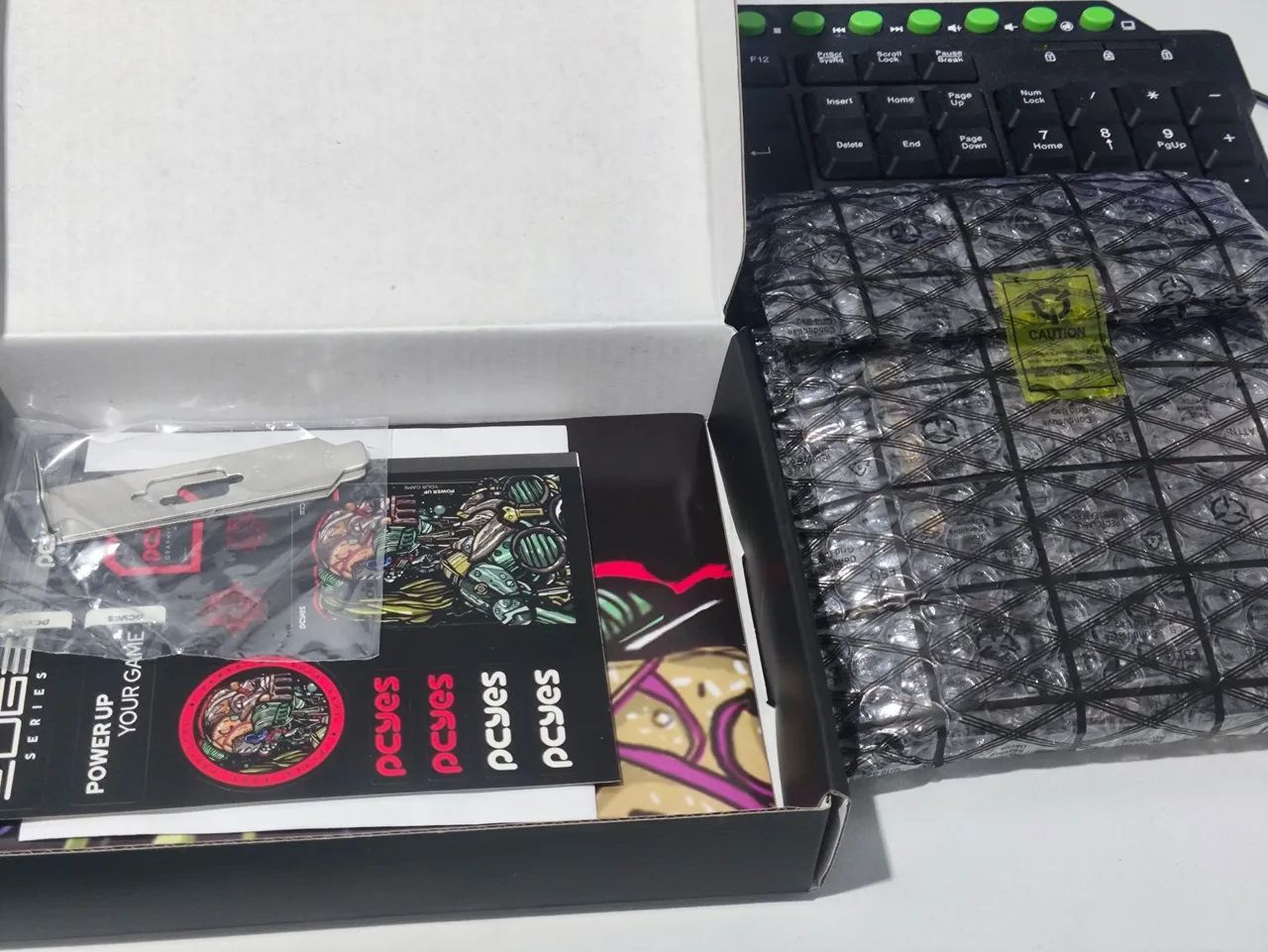 Placa de vídeo Radeon R5 230 2GB - Foto 4