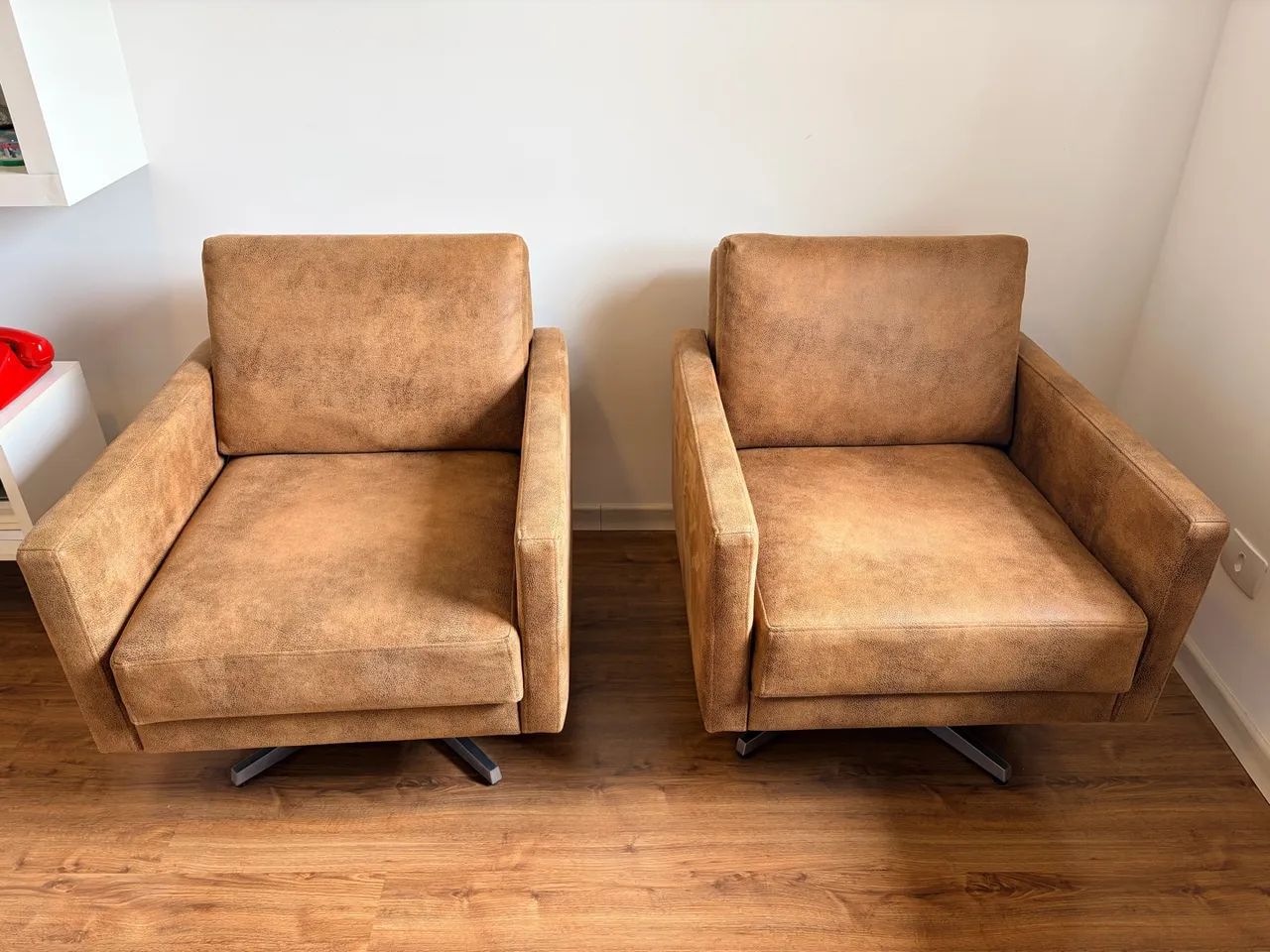 Vendo Duas Poltronas para Sala - Foto 4