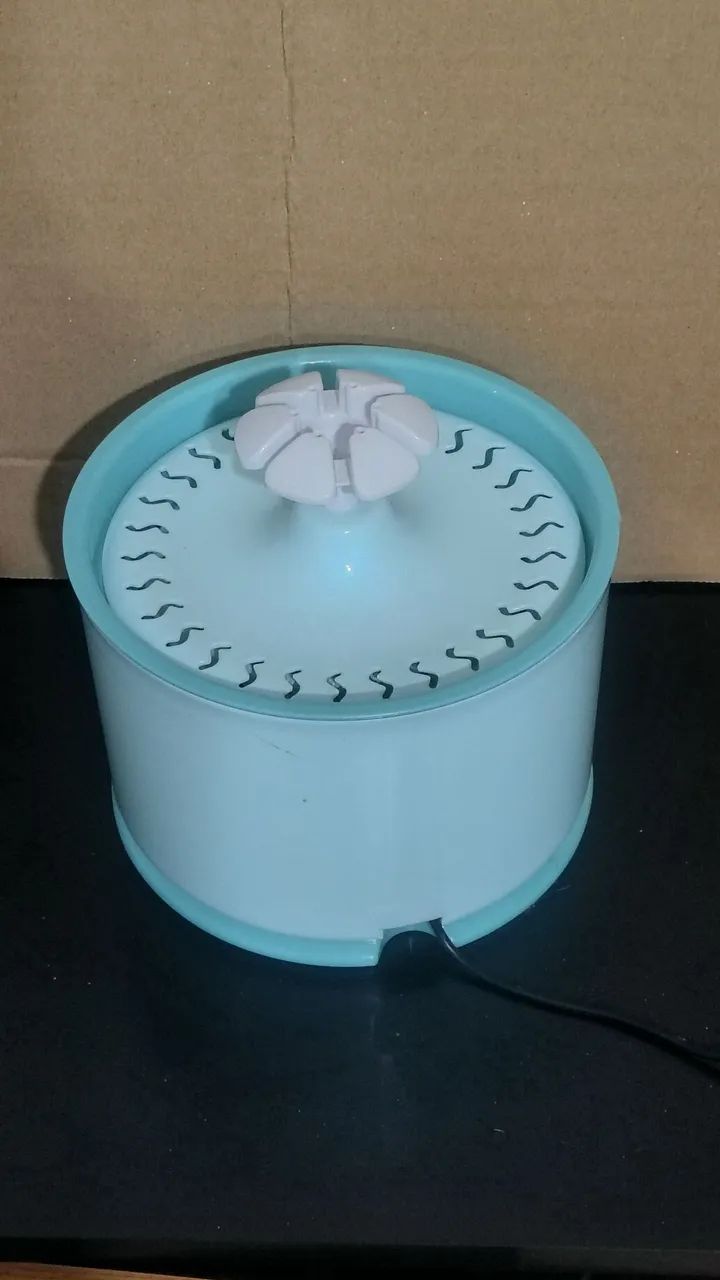 Bebedouro automático USB com filtro cães e gatoss - Foto 5