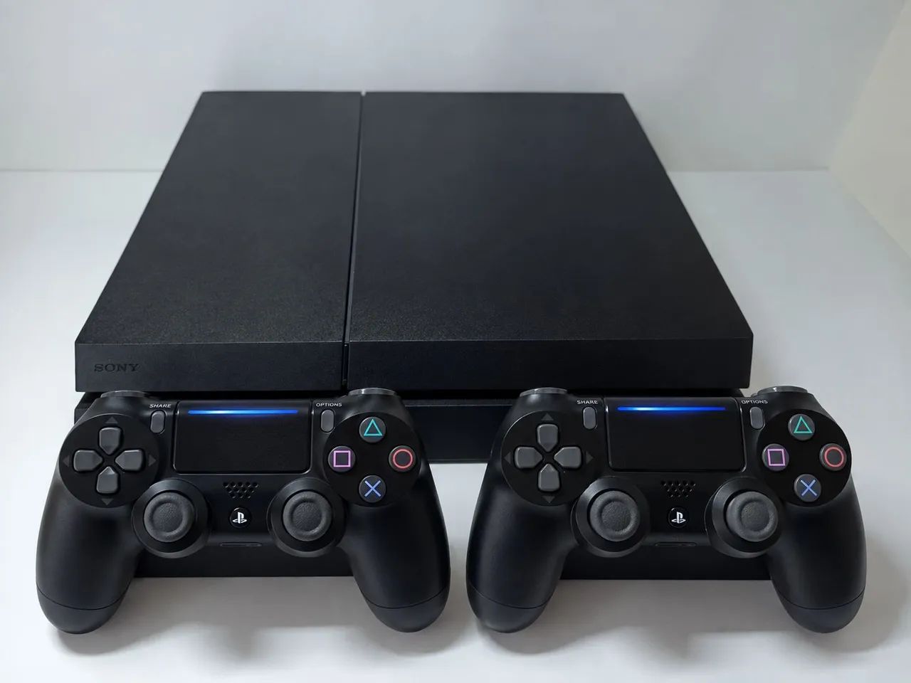 PS4 + 2 CONTROLES R$ 1.200 