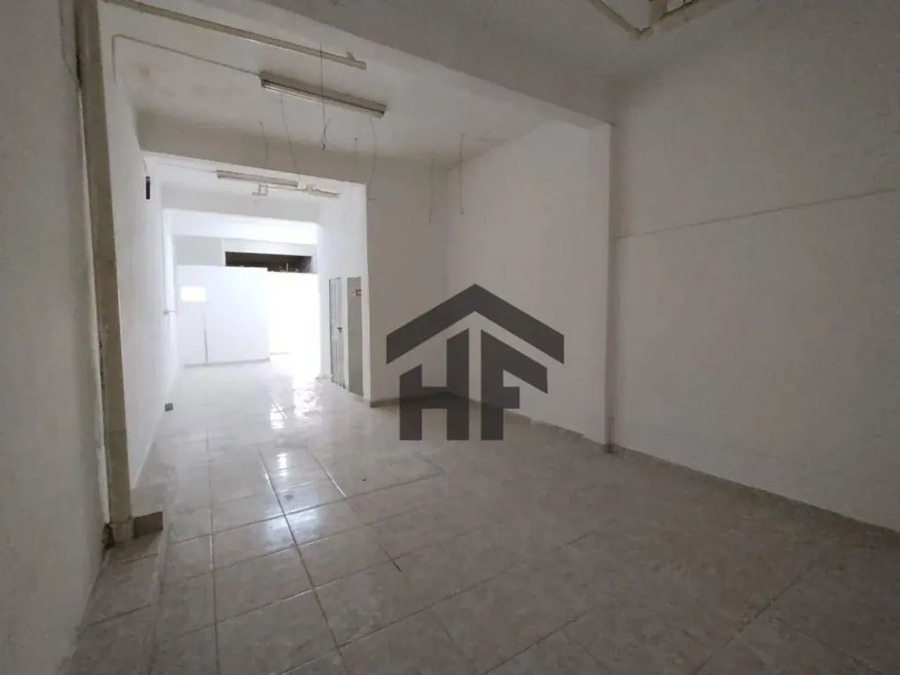 Loja Comercial de 104m² para alugar, localizada na Encruzilhada, Recife - Pernambuco. - Foto 4