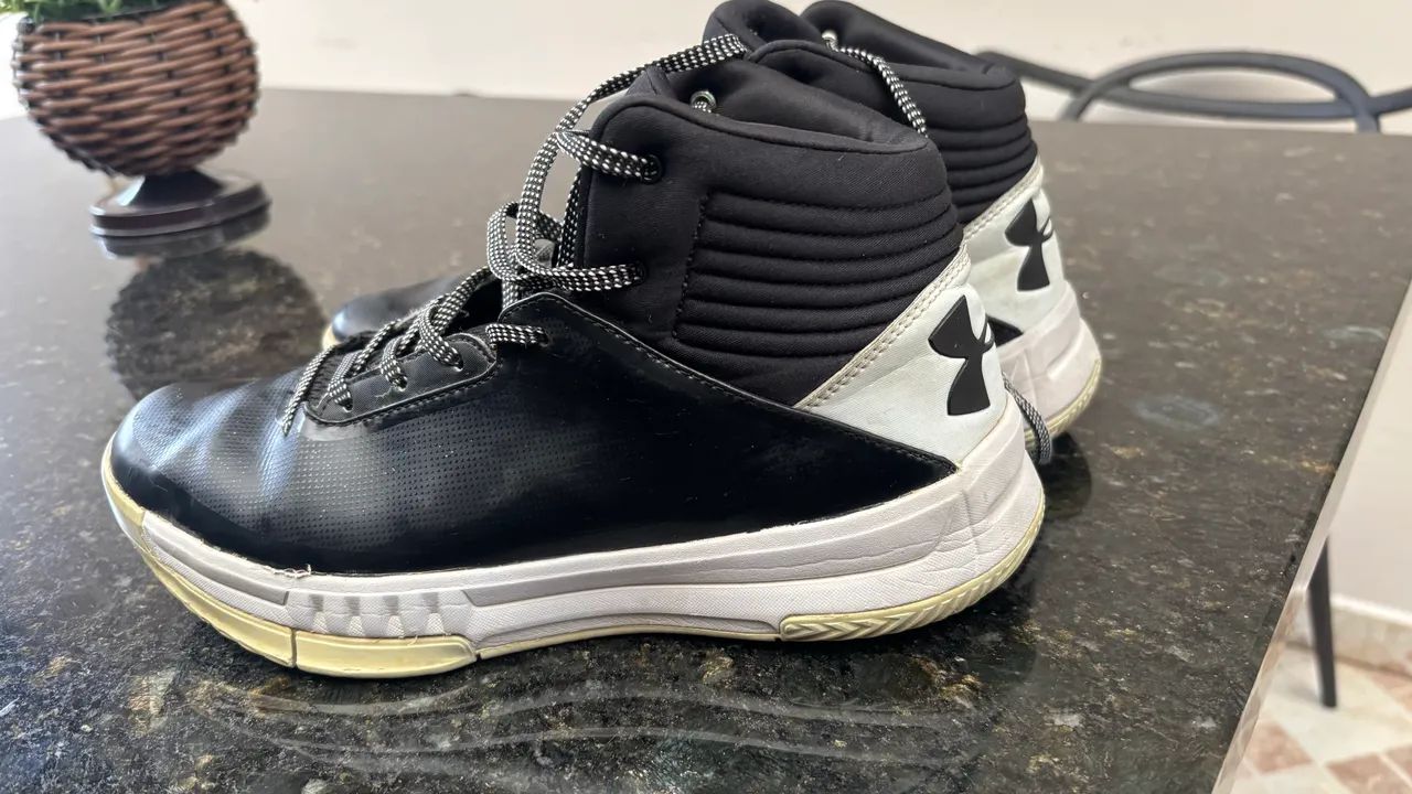 Tênis Under Armour basquete - 40 - Foto 2