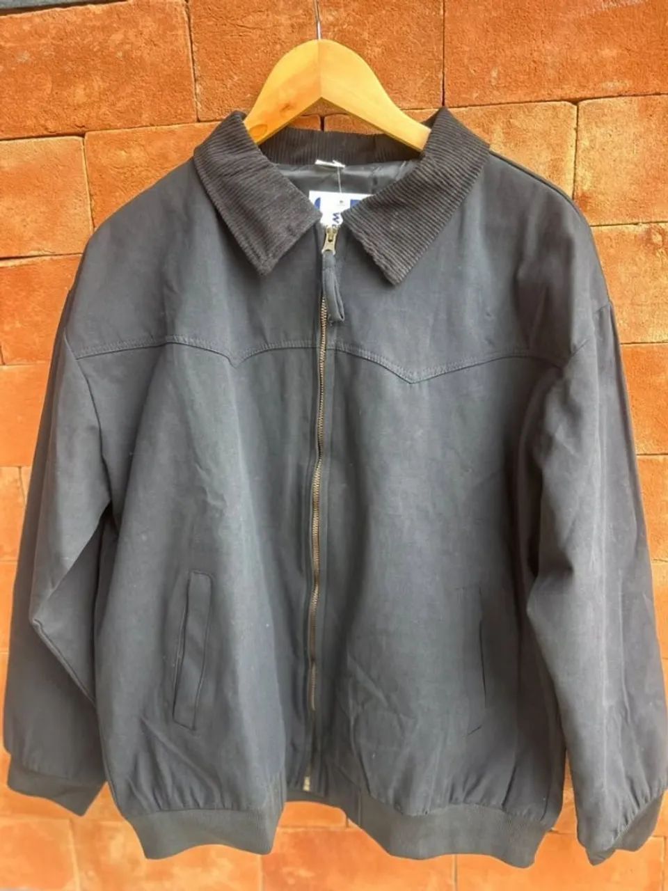 casaco masculino preto com gola canelada