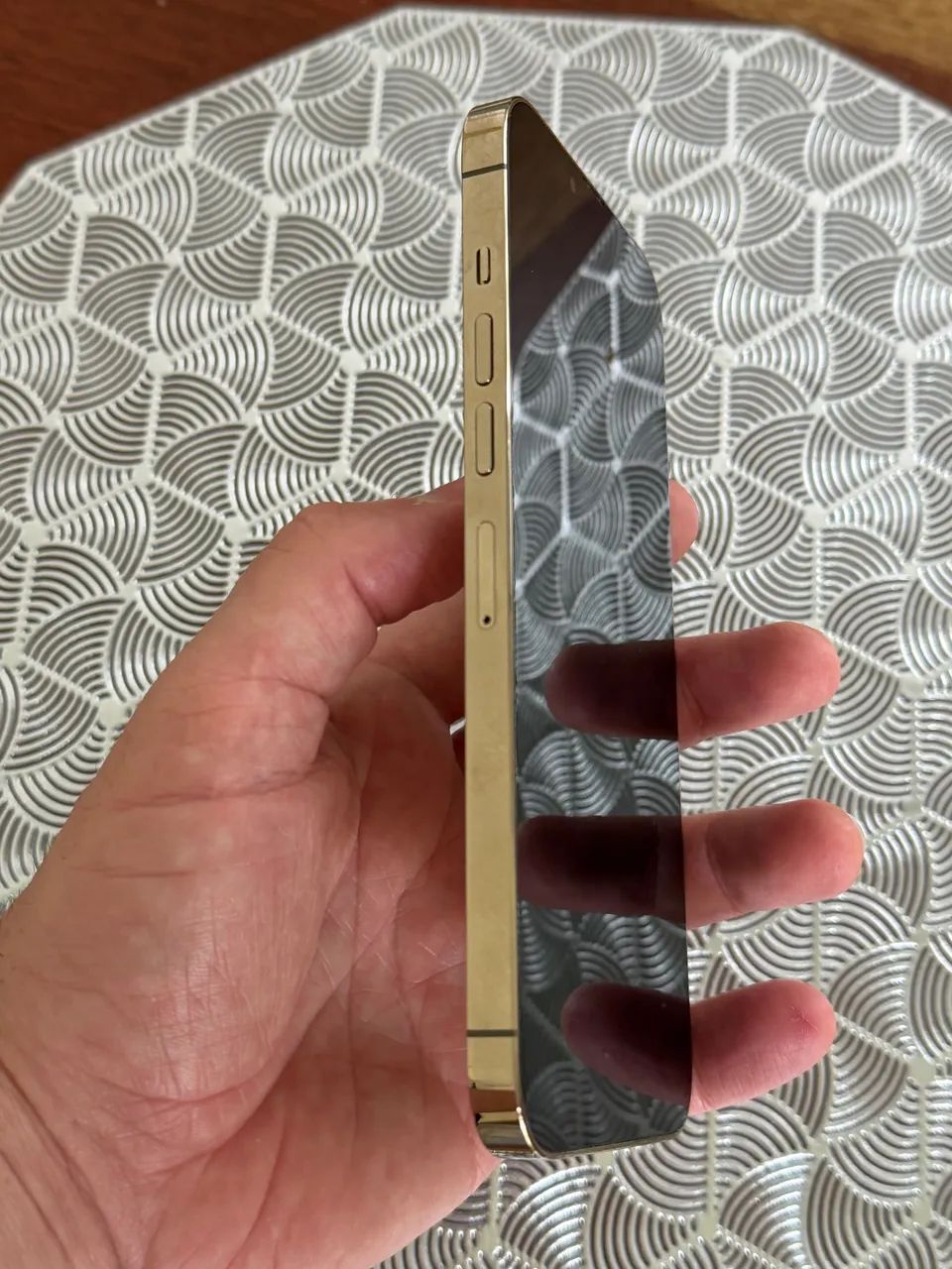 iPhone 13 Pro Max 128gb - Gold (Comprado no Japão) - Celulares e
