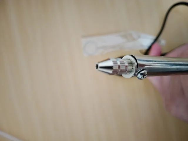 Sugador de solda eletrônico 110v - Foto 5