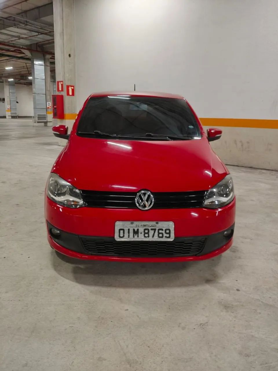 Volkswagen Fox 1.0 MI Total Flex 8V 3P 2013 - Foto 2
