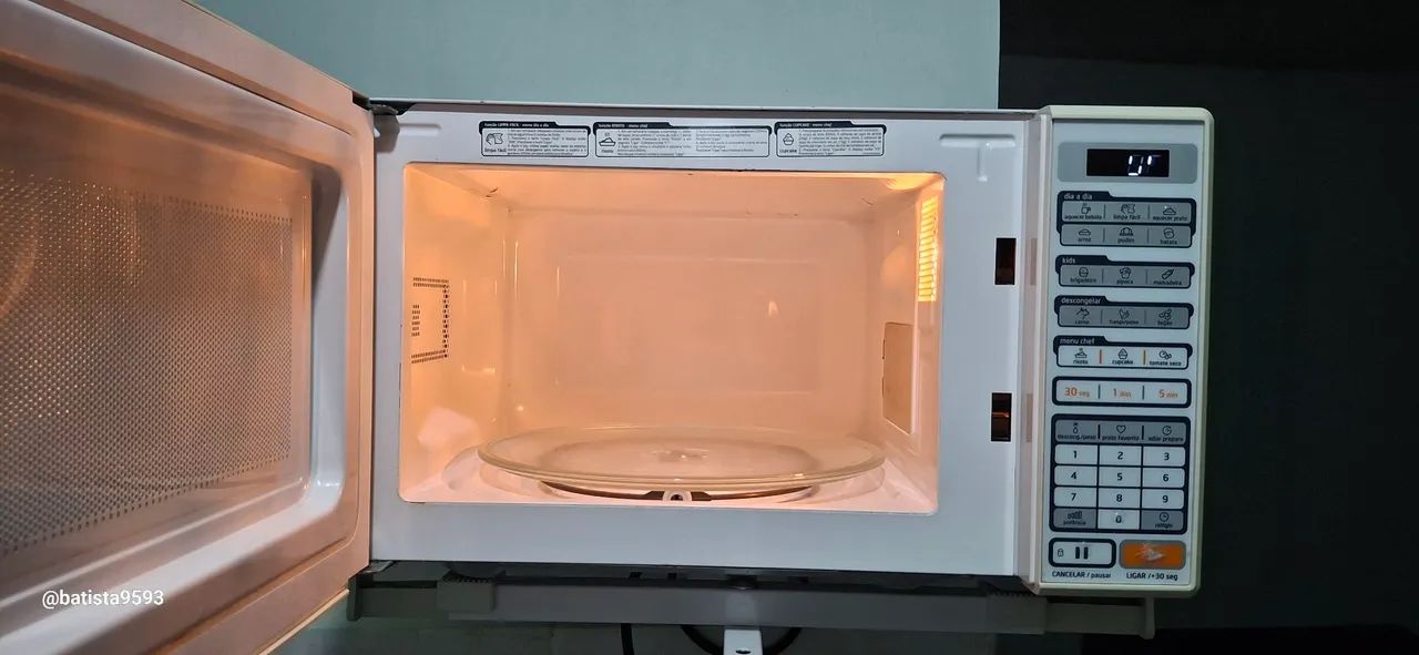 ? Micro-ondas Midea Live 20L + Suporte de Parede! - Foto 4