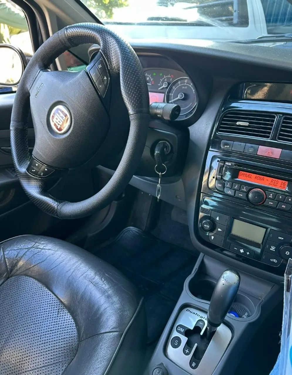 Fiat Linea Absolute 1.9/1.8 Flex Dualogic 4P 2012 - Foto 3