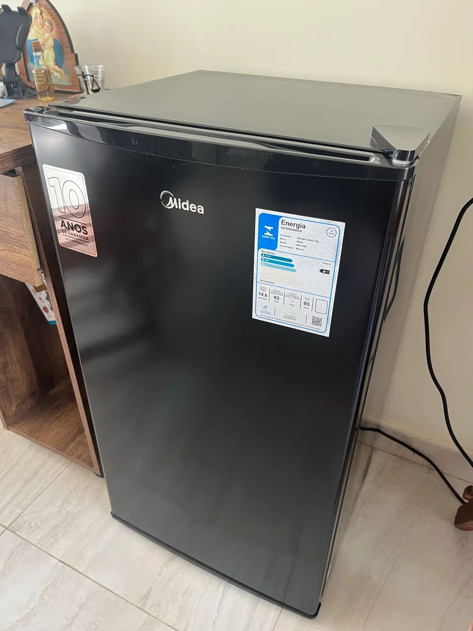 Frigobar Midea 93l - Novíssimo !!!