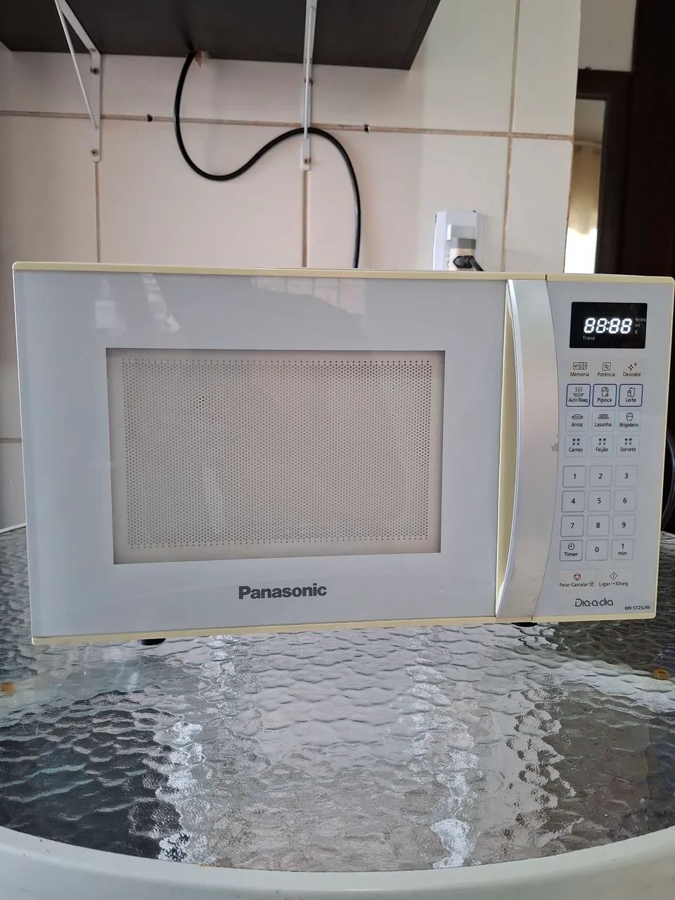 Microondas 110V Panasonic  - Foto 4