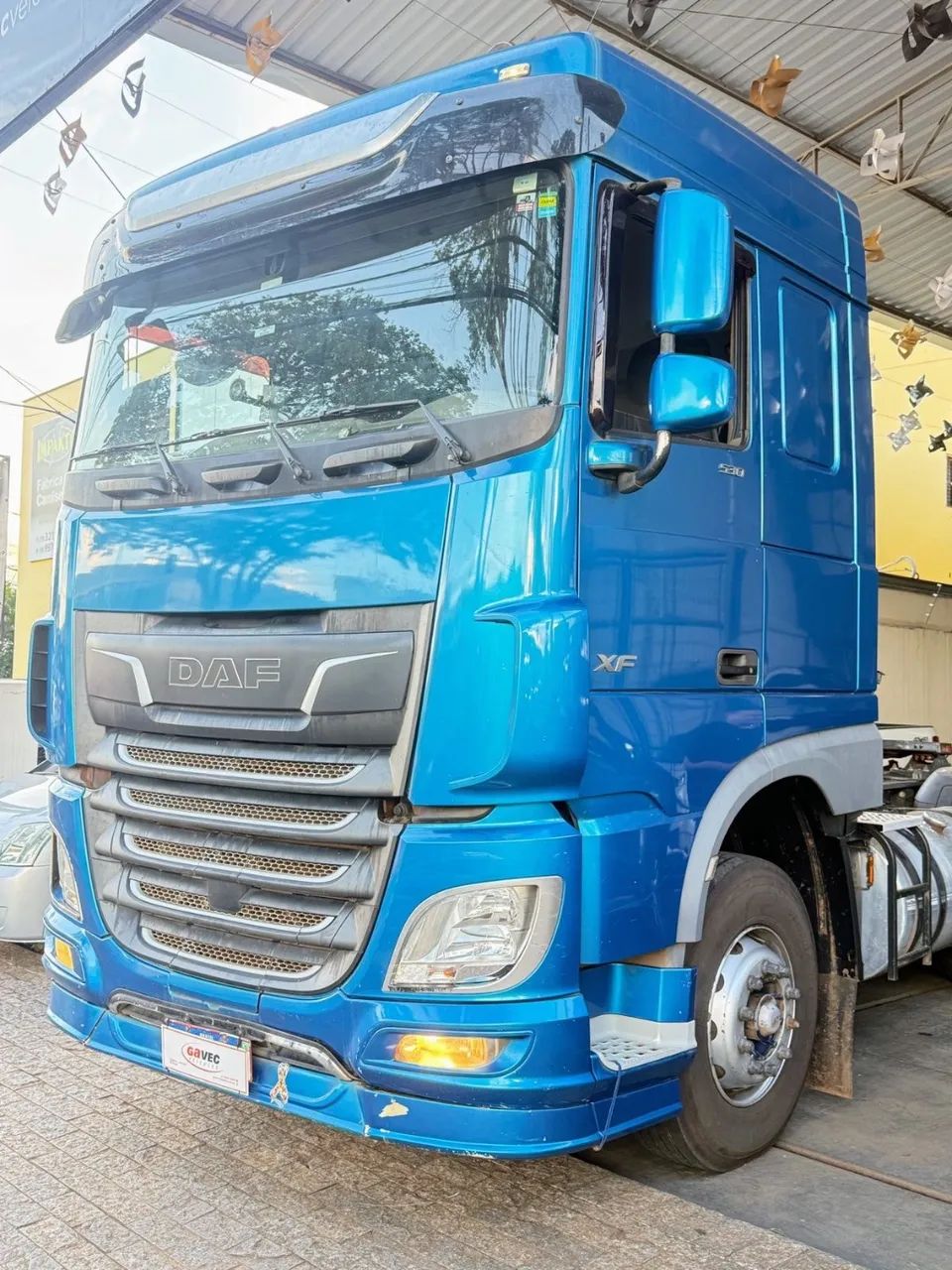 XF FTT530 6x4 Space Cab (die)(E5)
