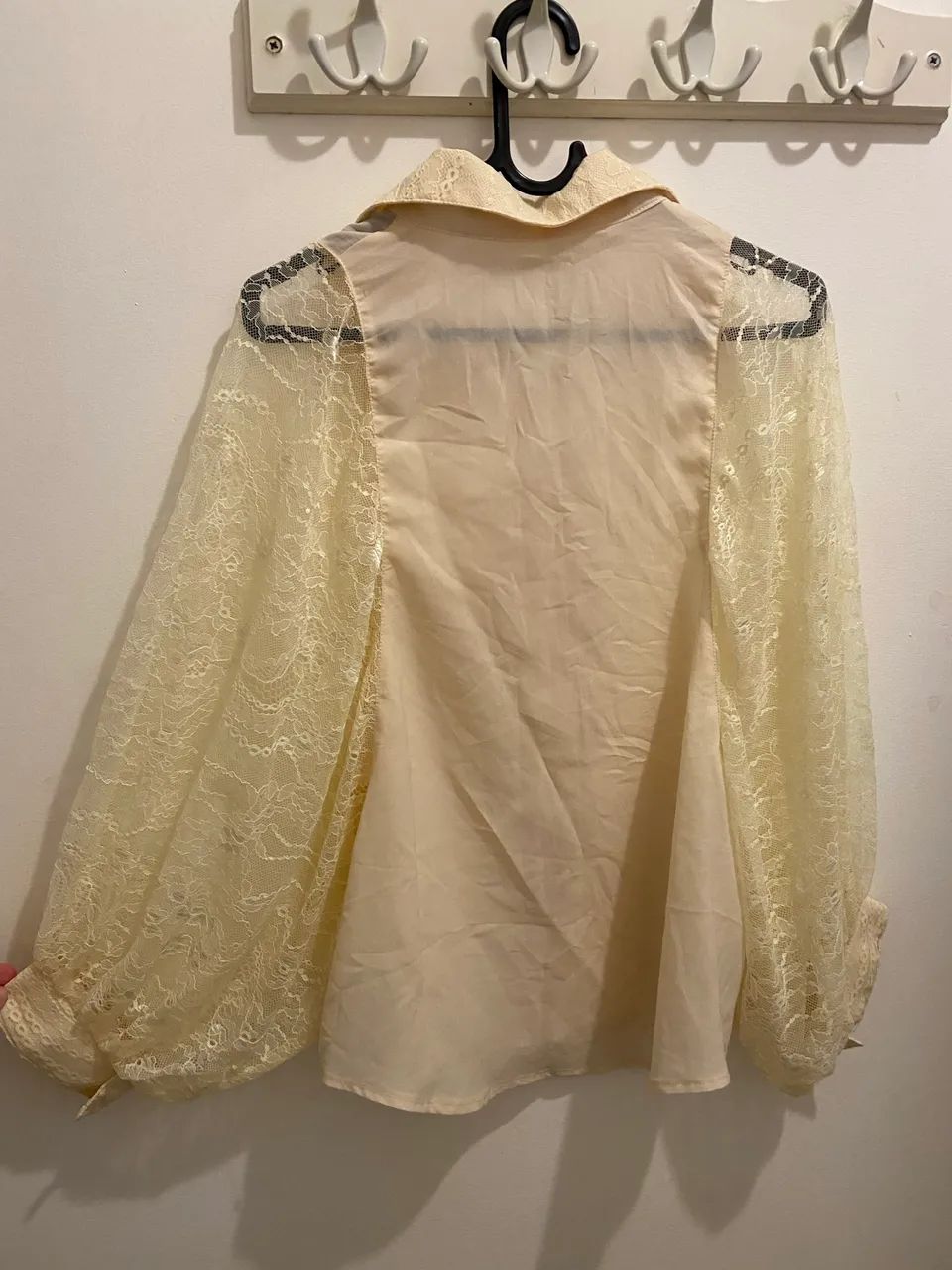 Blusa manga comprida rendada - Foto 5