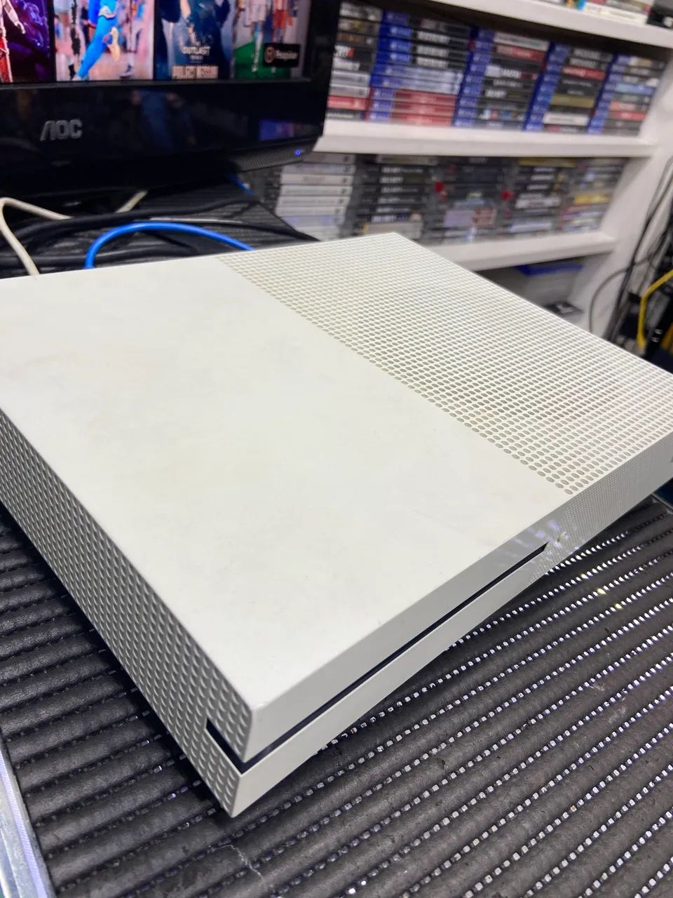 Xbox One s ( Loja física ) - Foto 2