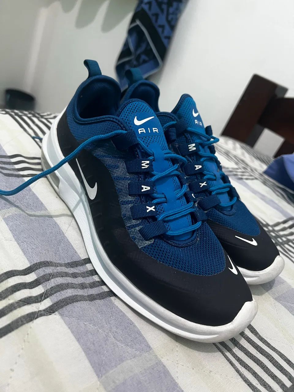 Nike Air Max Axis 38/39 