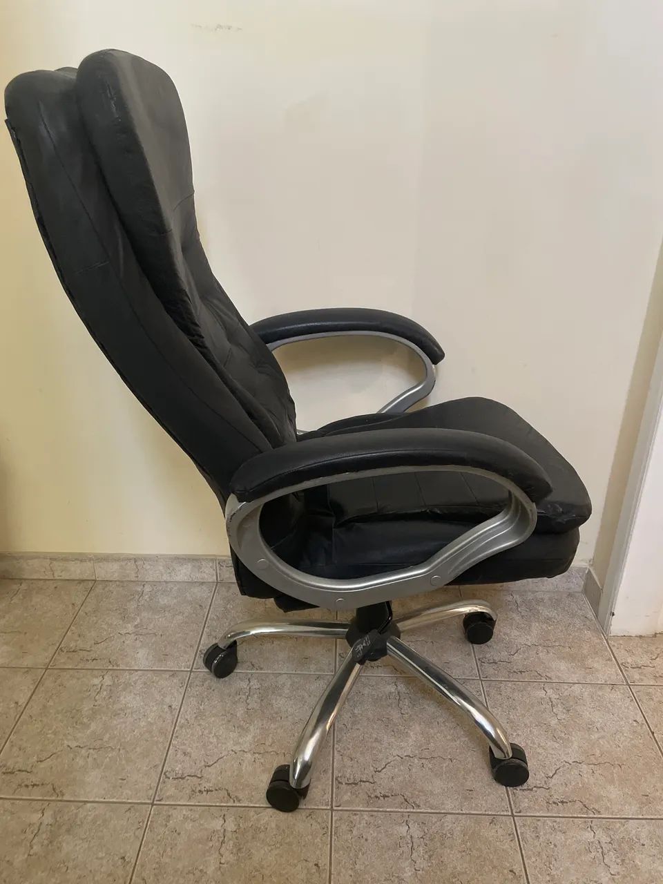 Cadeira presidente  - Foto 4