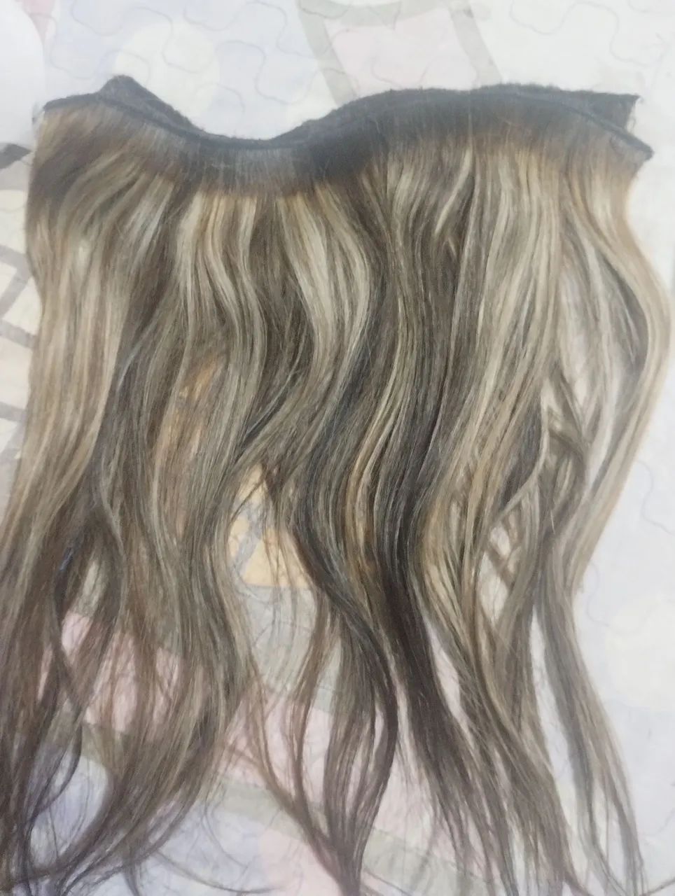 Mega Hair humano loiro com mechas