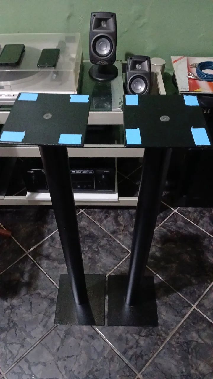 Pedestal caixas de som
