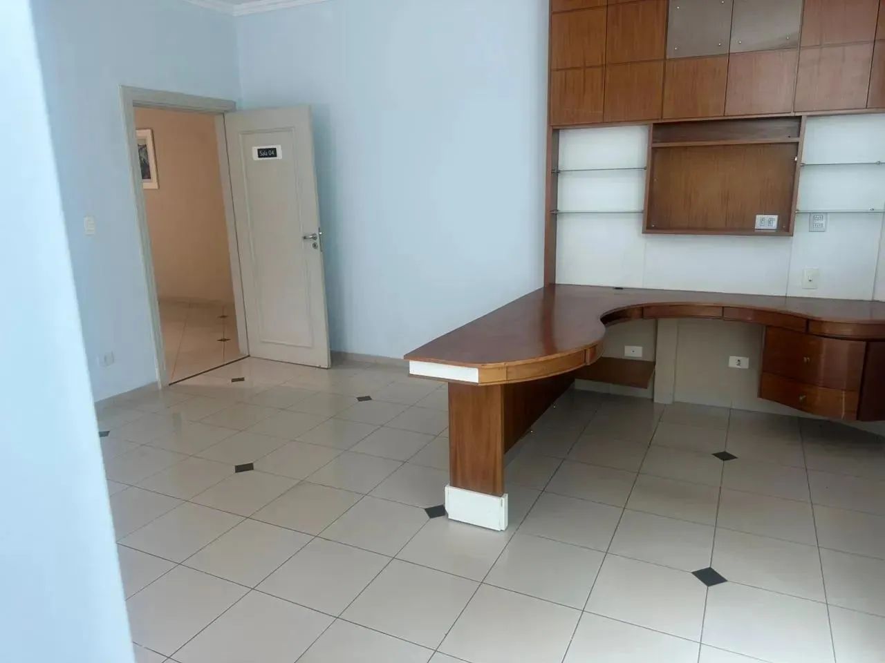 Sala/Conjunto para aluguel possui 150 metros quadrados - Foto 11