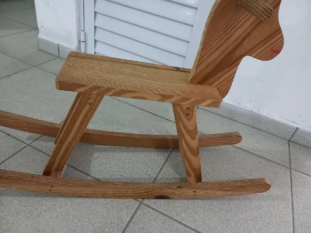 Cavalinho de madeira
