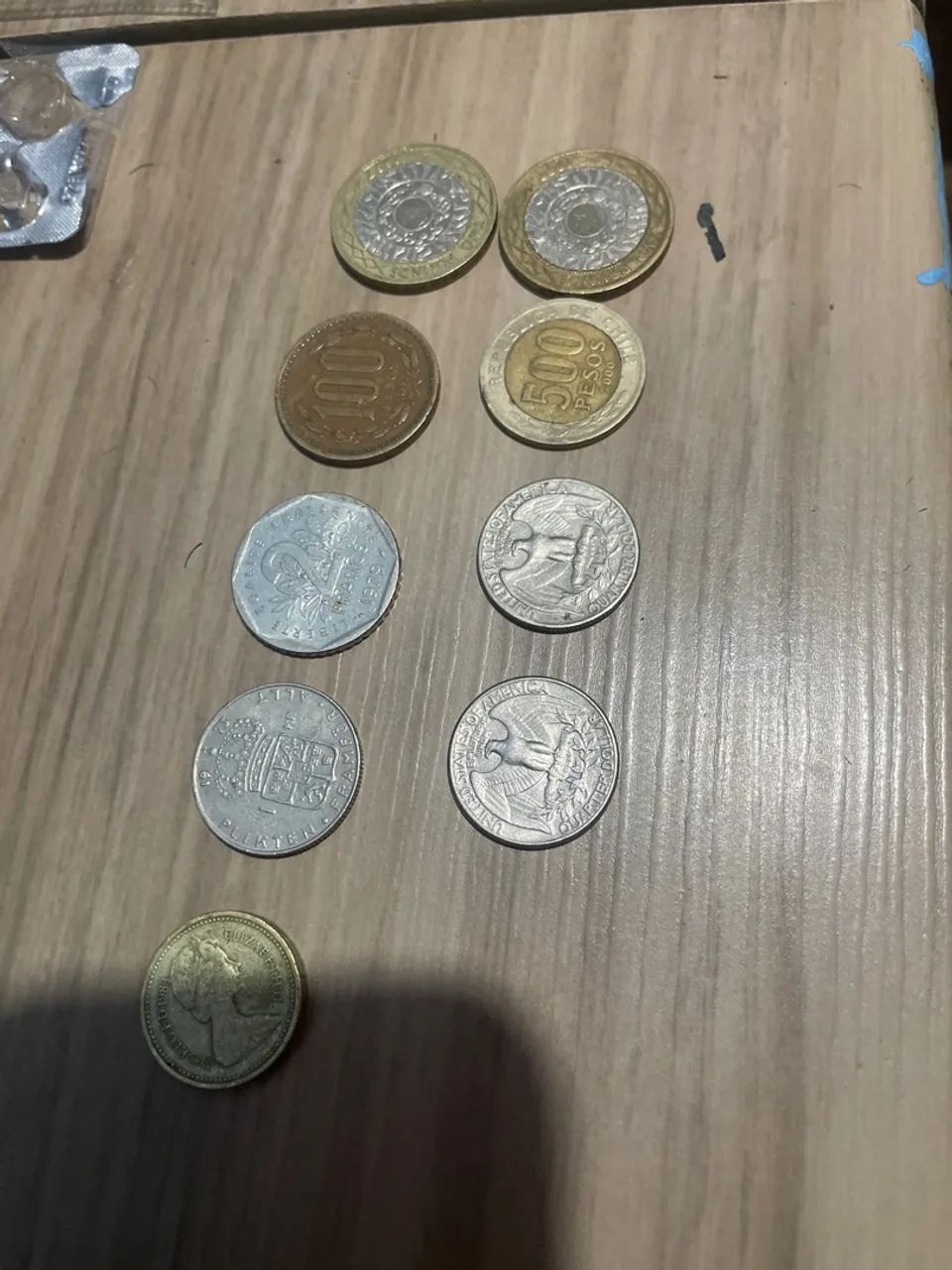 VENDO VÁRIAS MOEDAS EXTRANGEIRAS DE VÁRIOS PAÍSES 