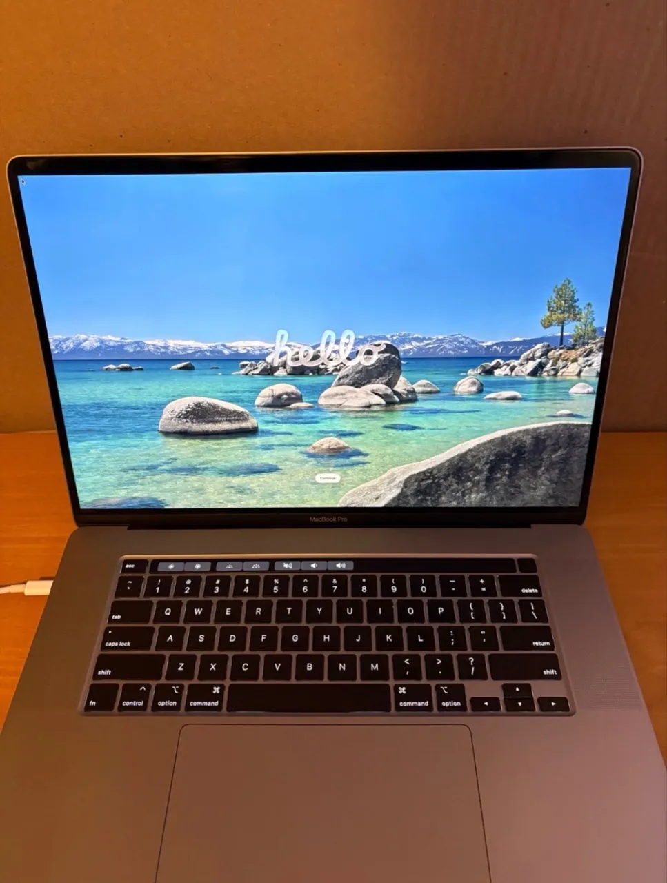 macbook pro i7 2019