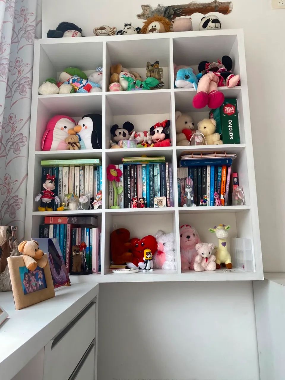 Conjunto mesa e estante para quarto - Foto 3