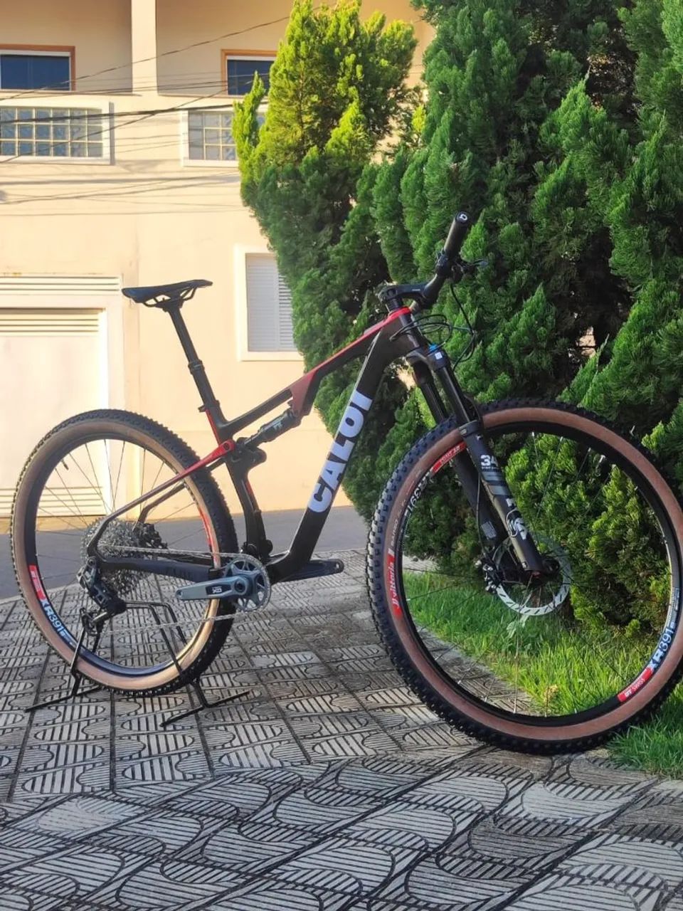 Caloi Carbon Racing 17 e 19