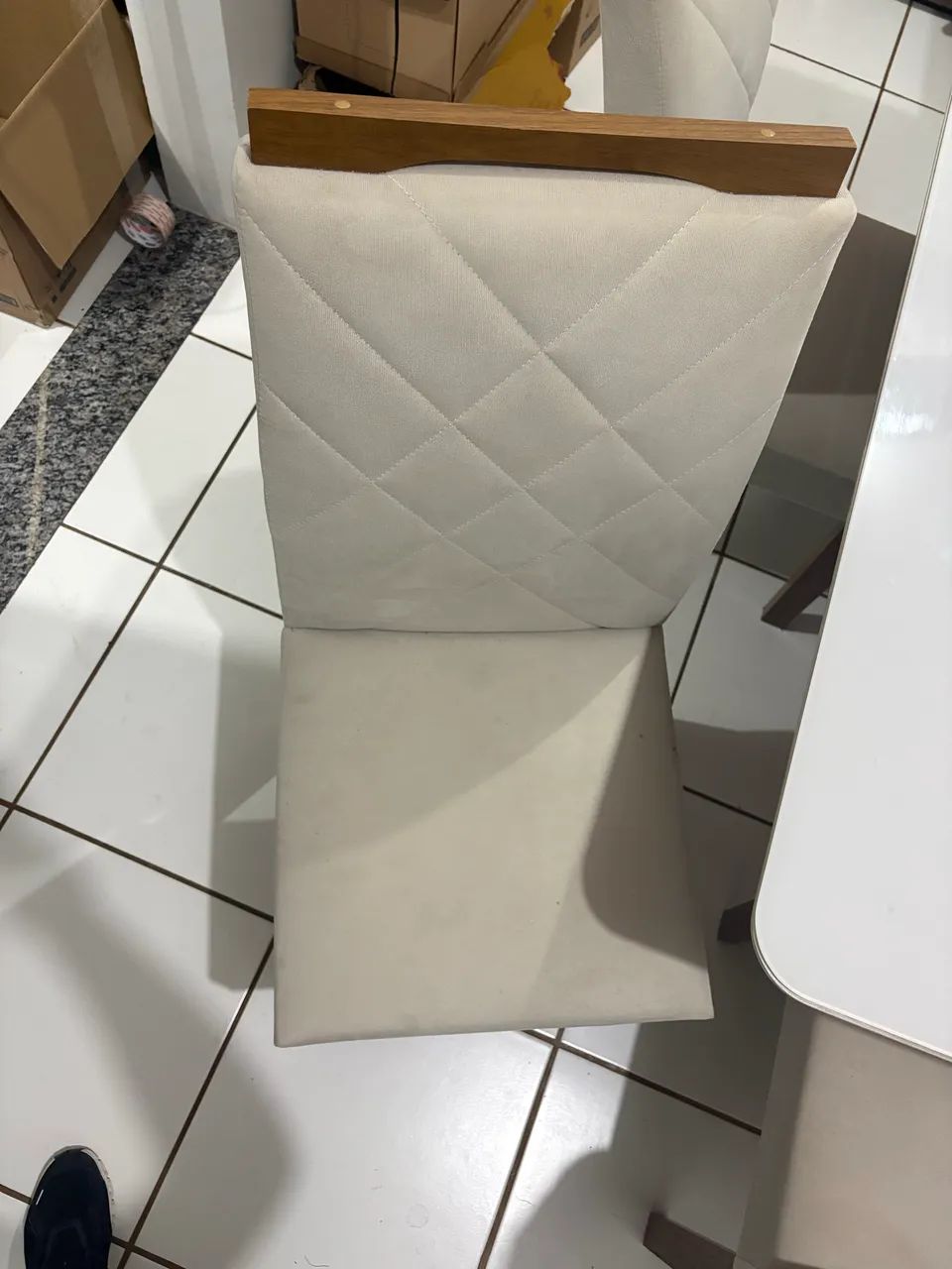 Mesa com cadeiras - Foto 4