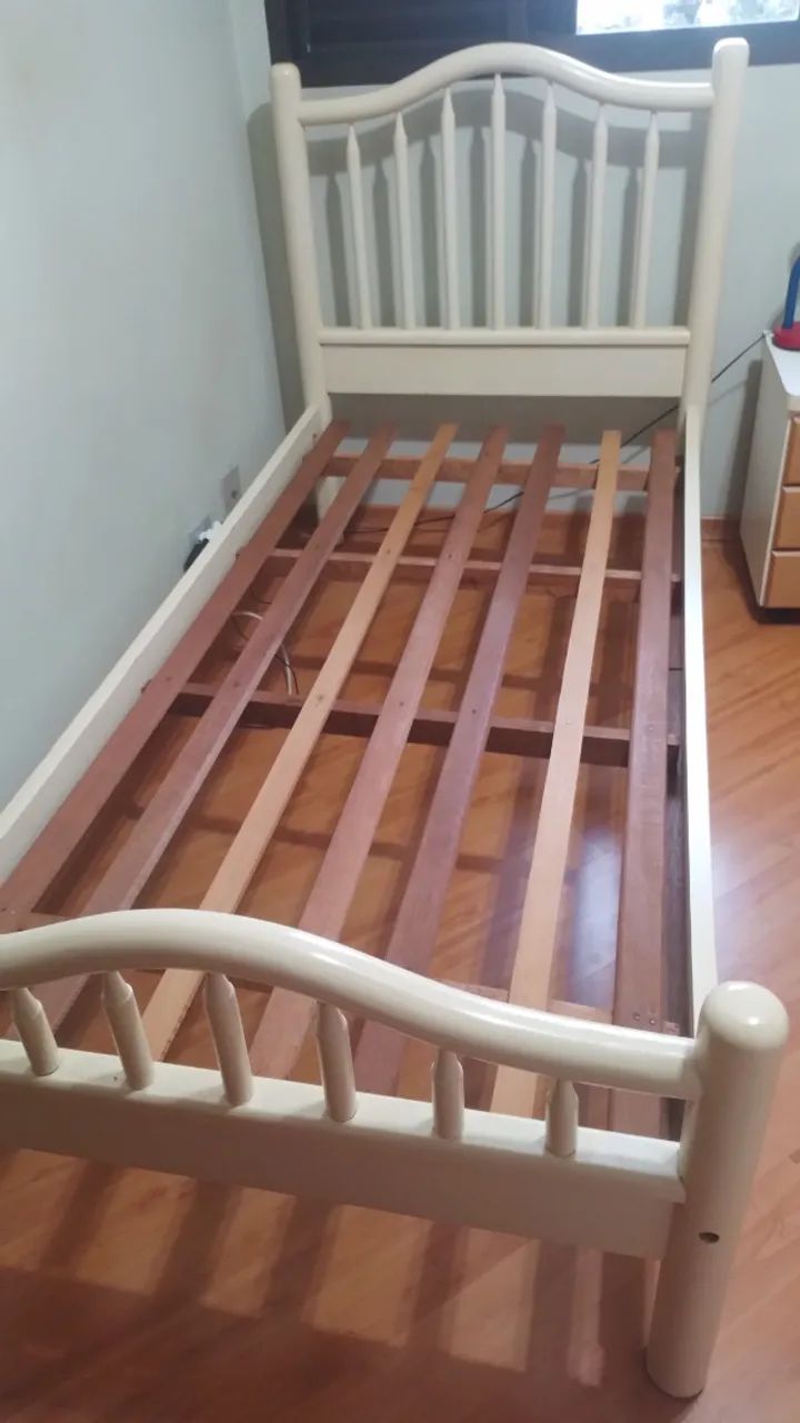 Cama de Madeira Laqueado Off White - Foto 2