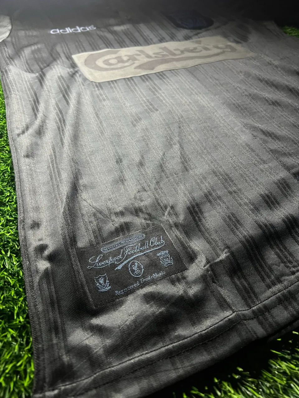 Camisa Liverpool 1995 Black out 1.1  - Foto 3