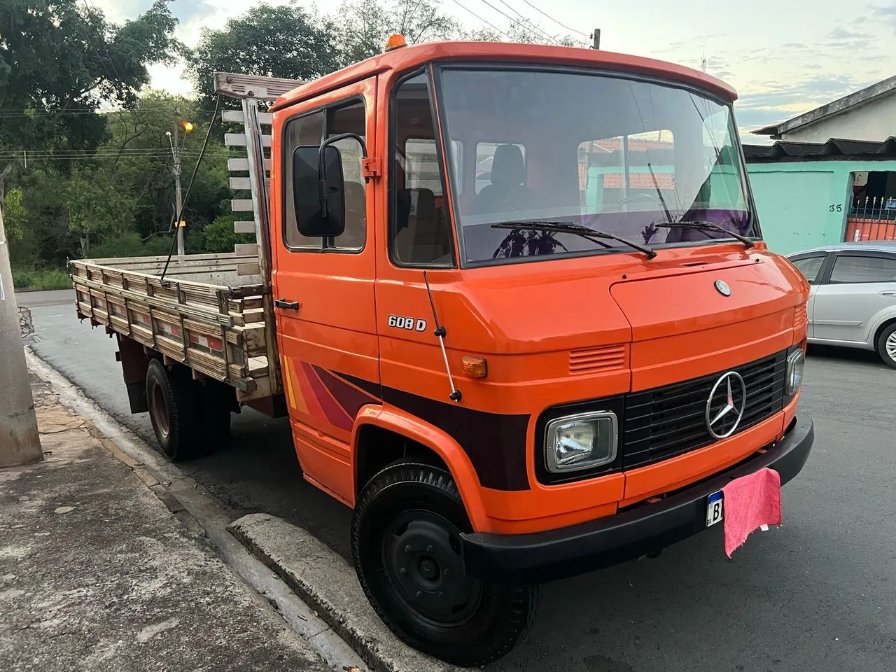Mb 608