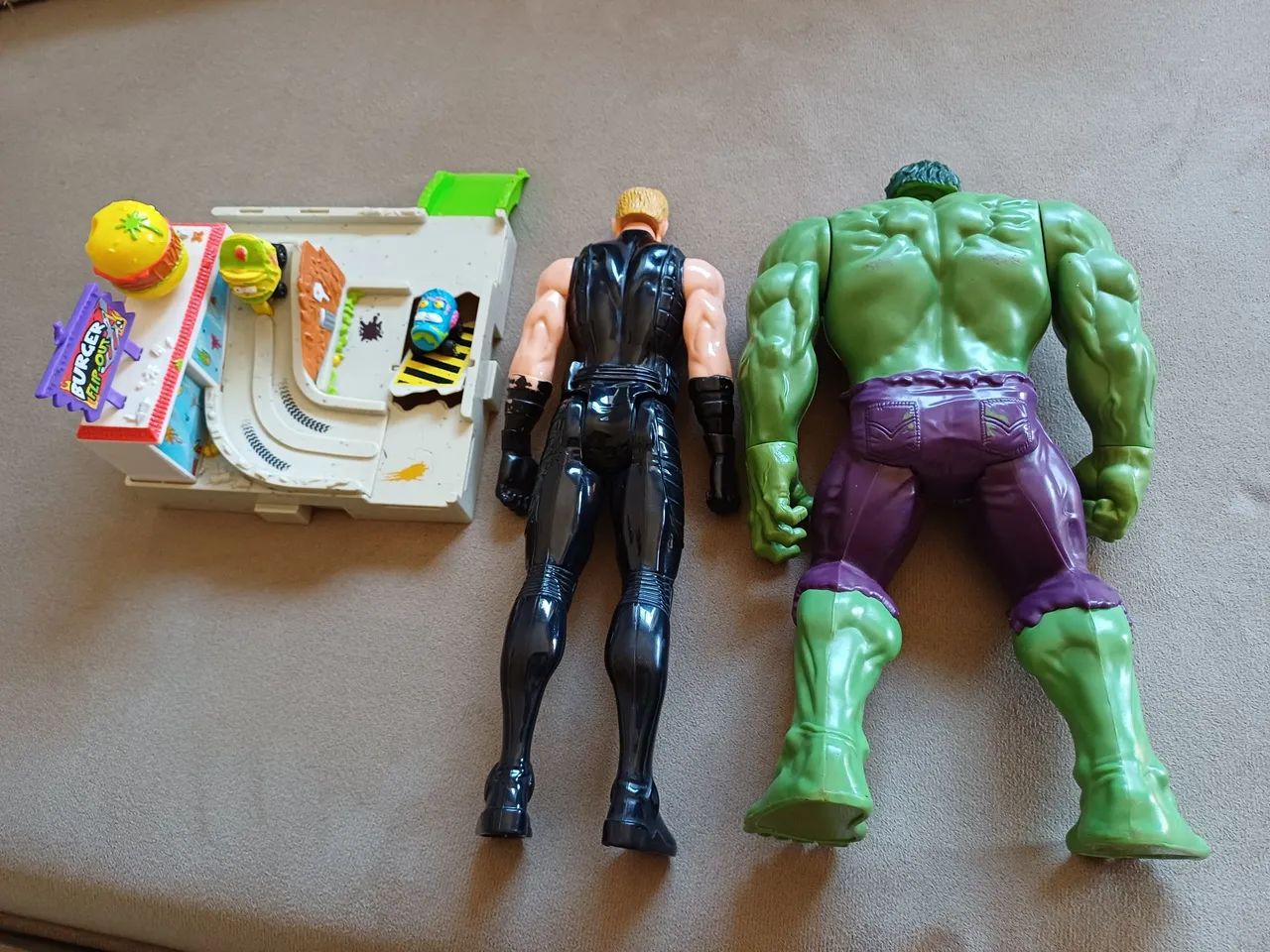 Brinquedos e Bonecos - Foto 3