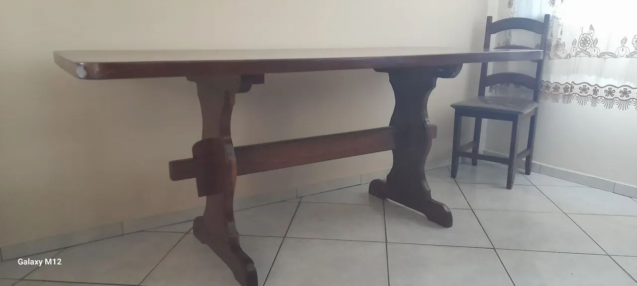 Mesa e cadeiras madeira maciça  - Foto 2