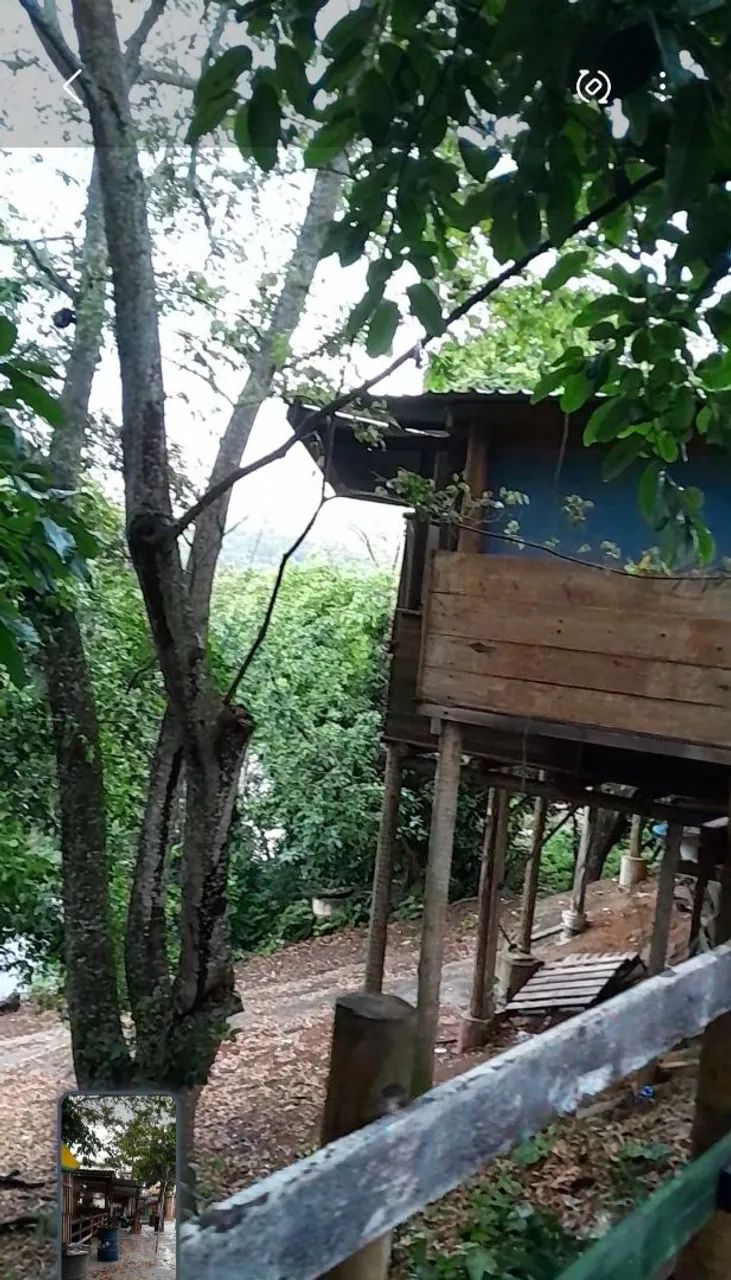 TERRENO NA DESCIDA DE IRIRI