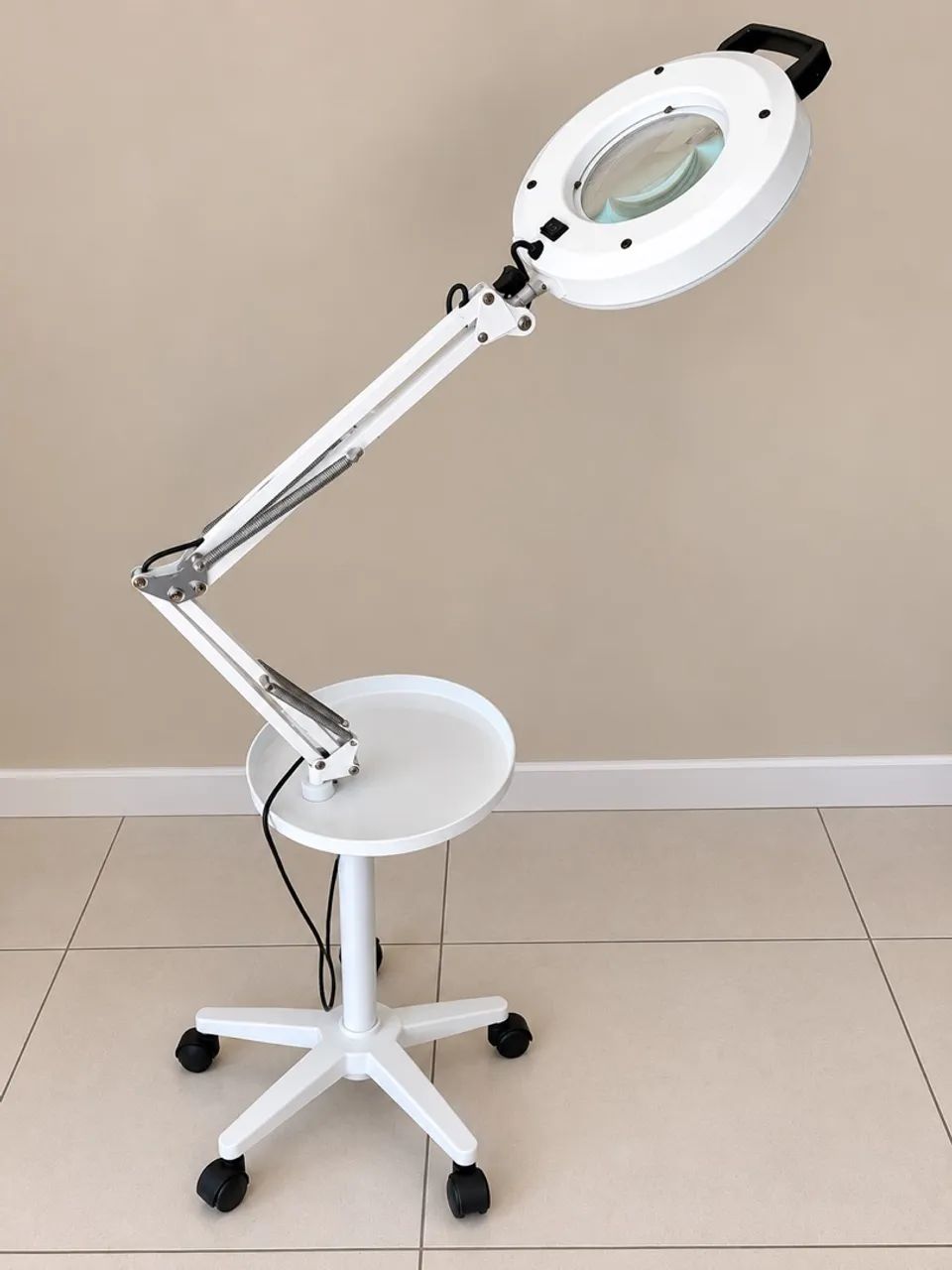 Lupa de estética  - Foto 2