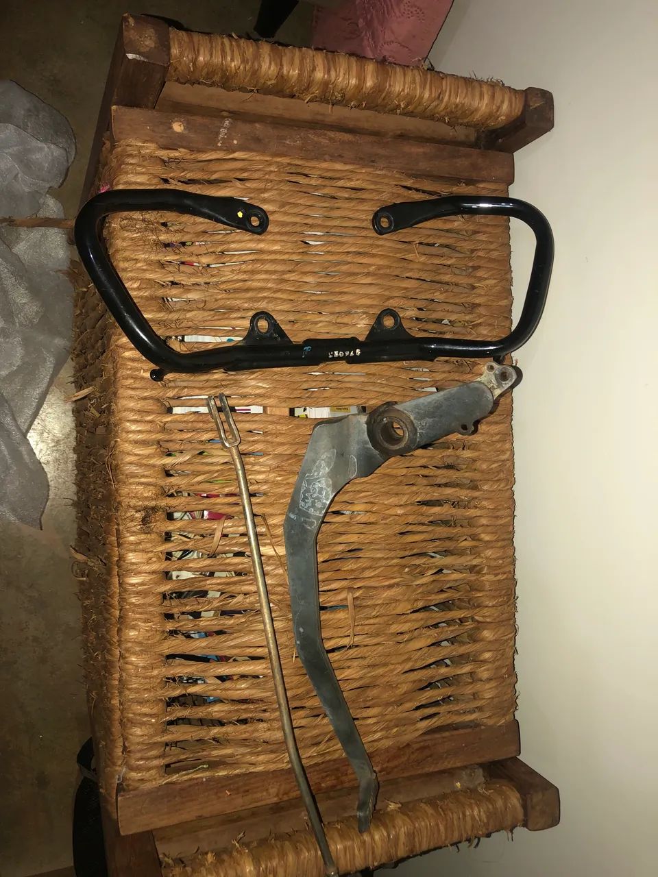 Vendo alça original e pedal de freio ? - Foto 2