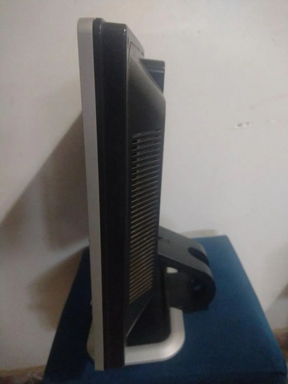 Monitor HP L1710 de 17 pol funcionando perfeitamente - Foto 2
