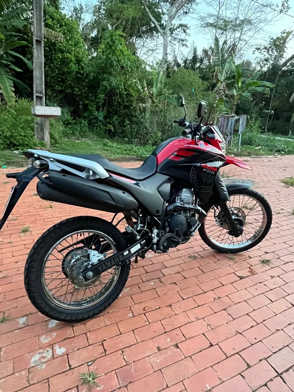 Moto Novinha. 