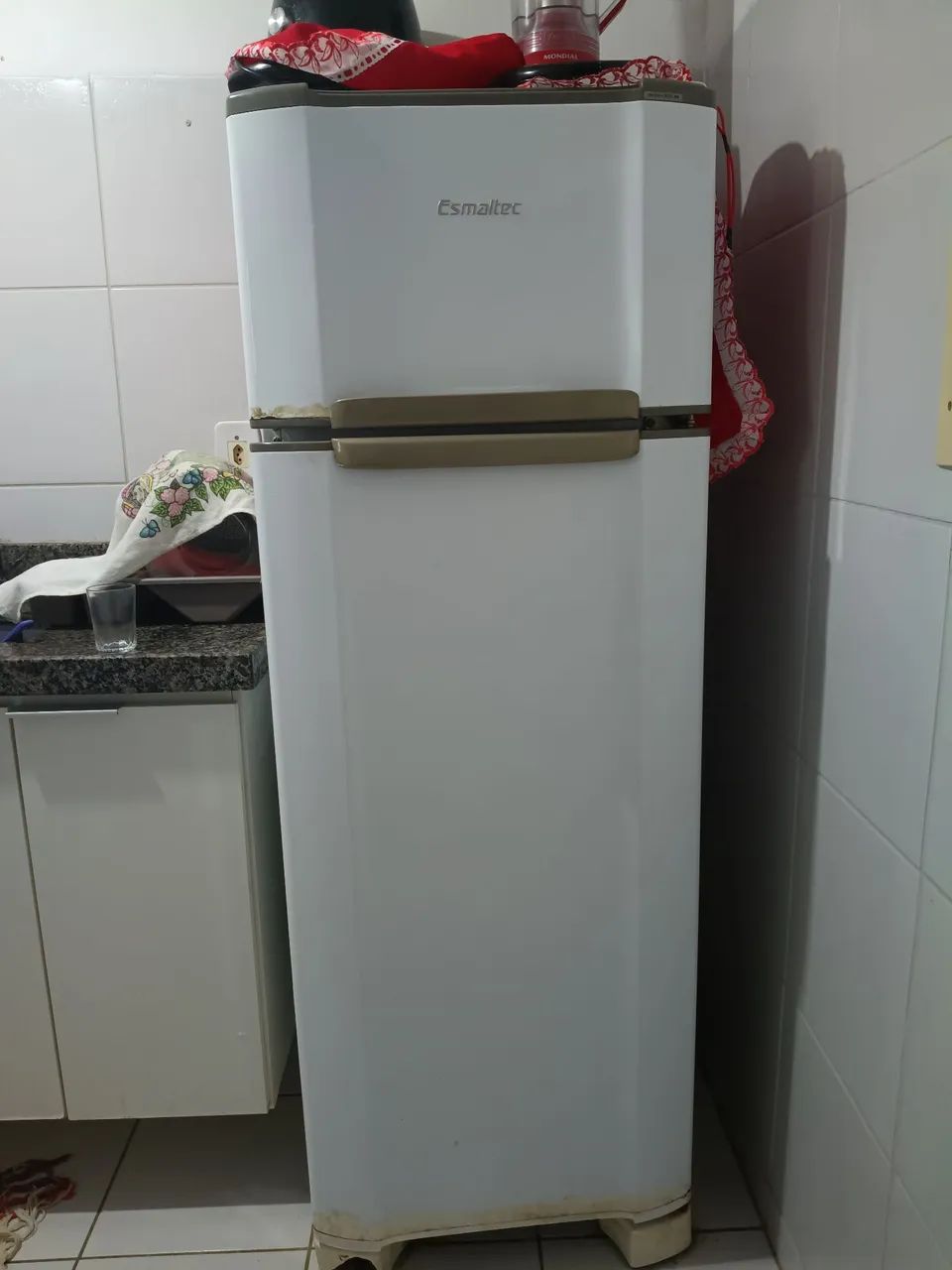 Geladeira esmaltec