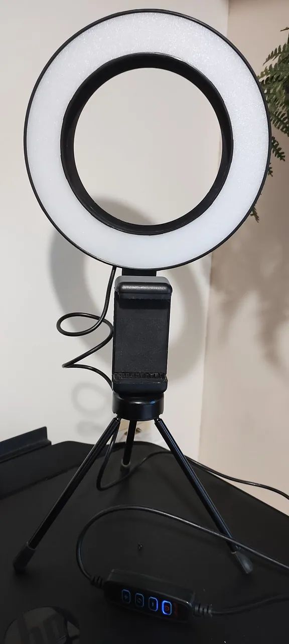 Iluminador ring light de mesa em led - Foto 4