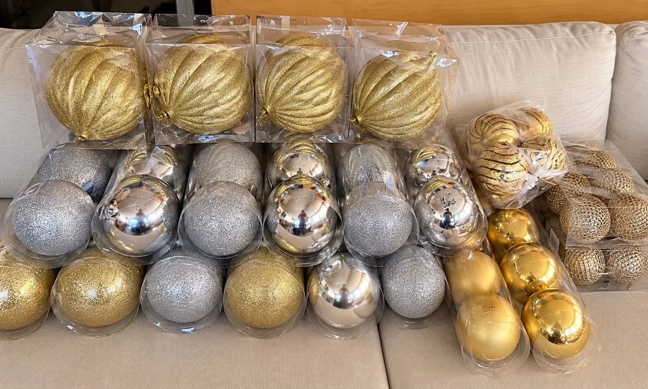 Bolas de enfeite natalino