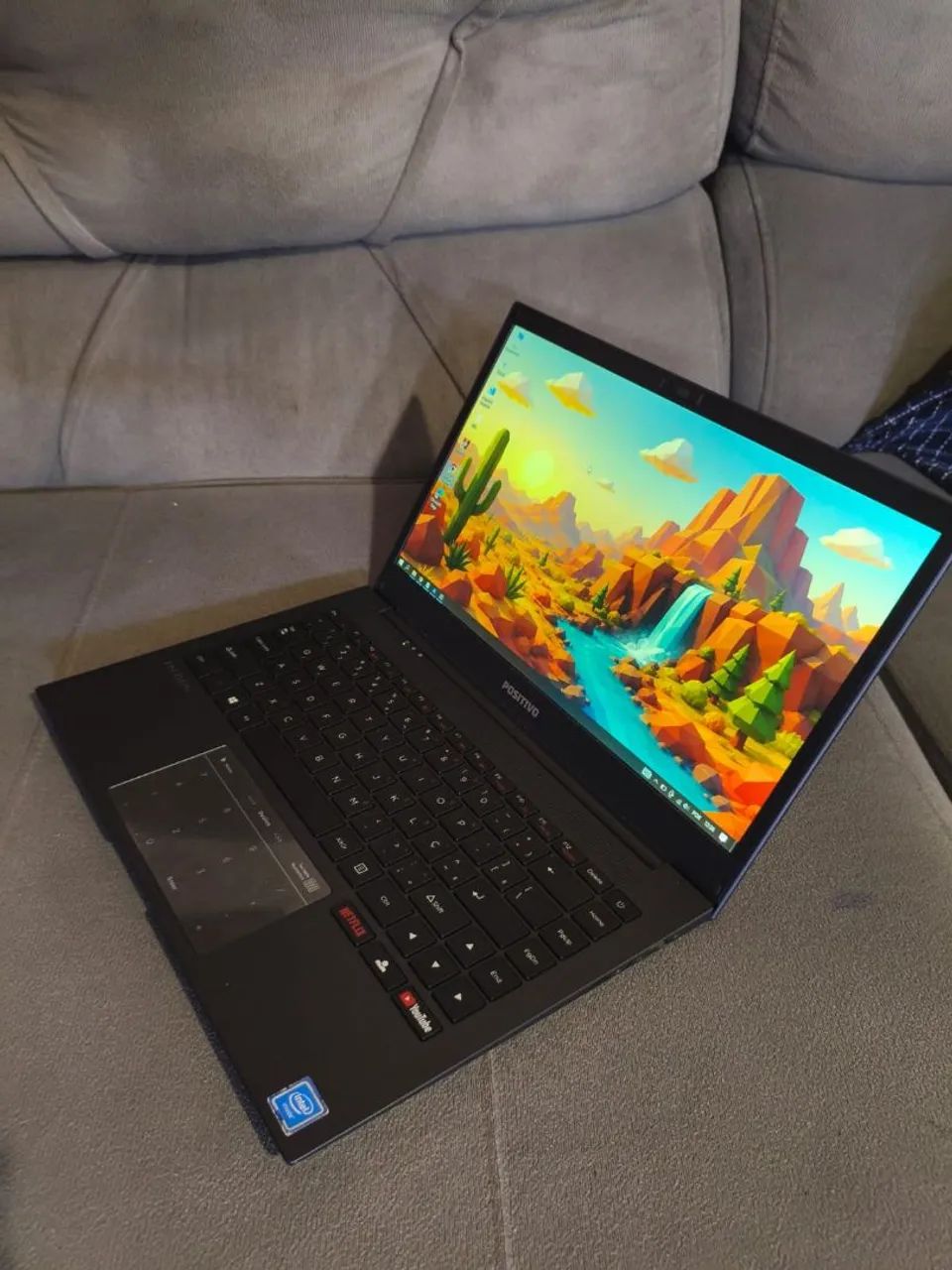 Notebook Positivo Quad Core/Com SSD/4GB de RAM/Windows 10/Funcionando tudo perfeitamente!! - Foto 3