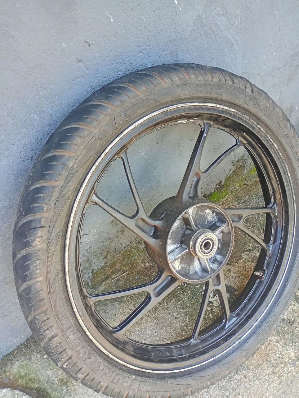 Aro de moto 160 com pneu