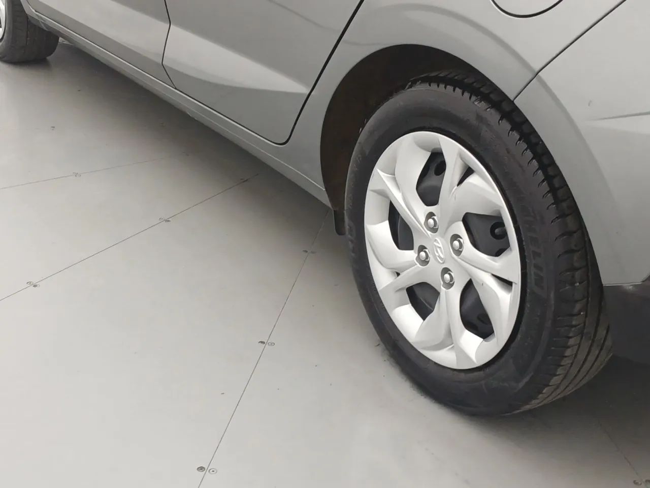 Hyundai HB20 Comfort Plus 1.0 Flex 12V Mec., foto 12 de 18