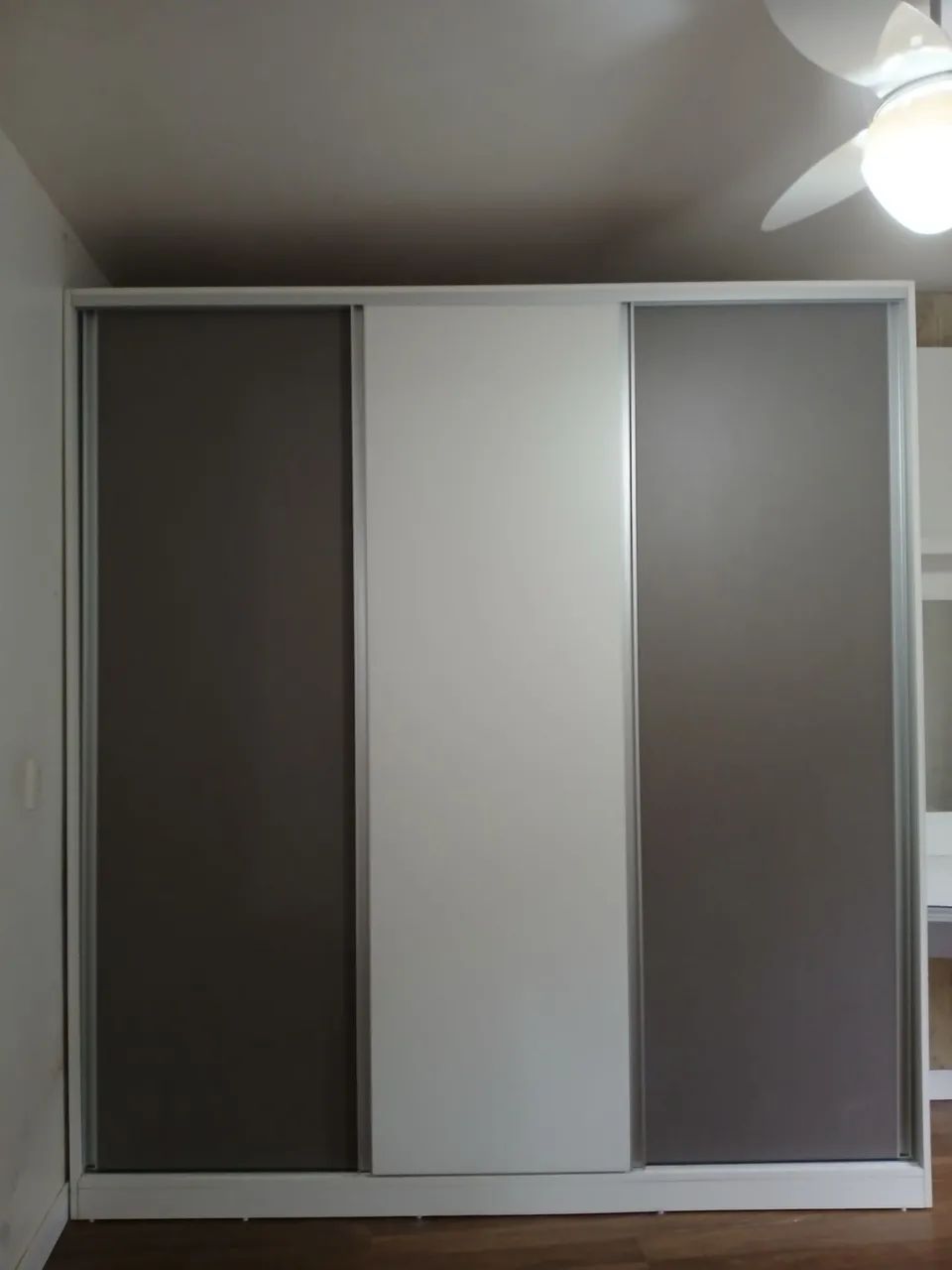 Guarda roupa 100%MDF 